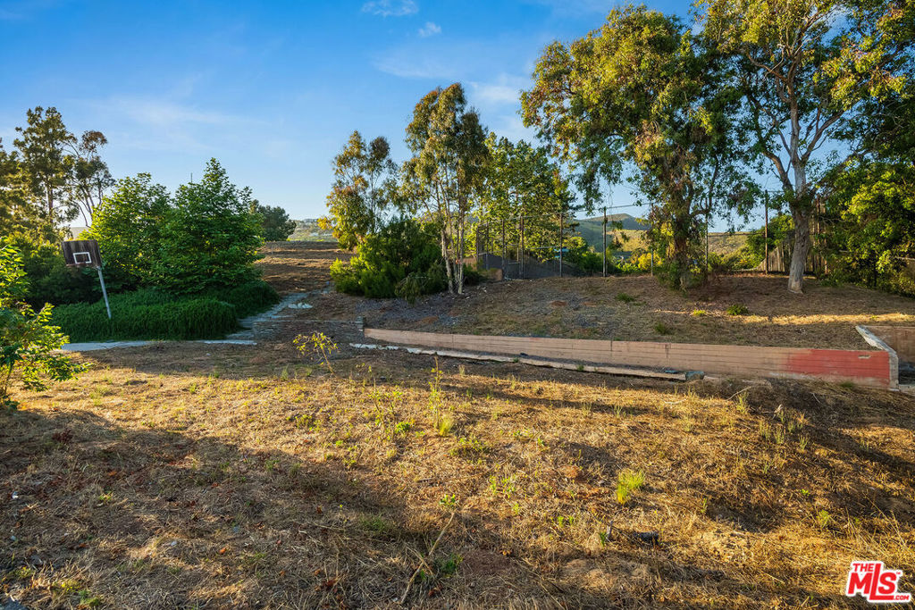 29829 Harvester Road Property Photo 19