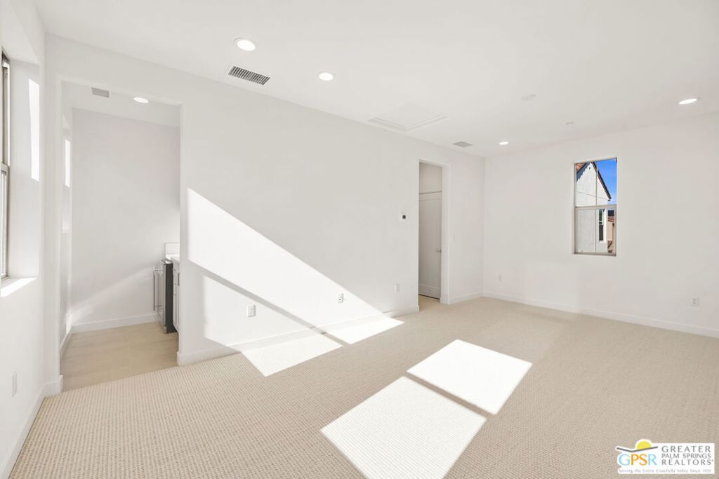 74219 Becker Street Property Photo 15