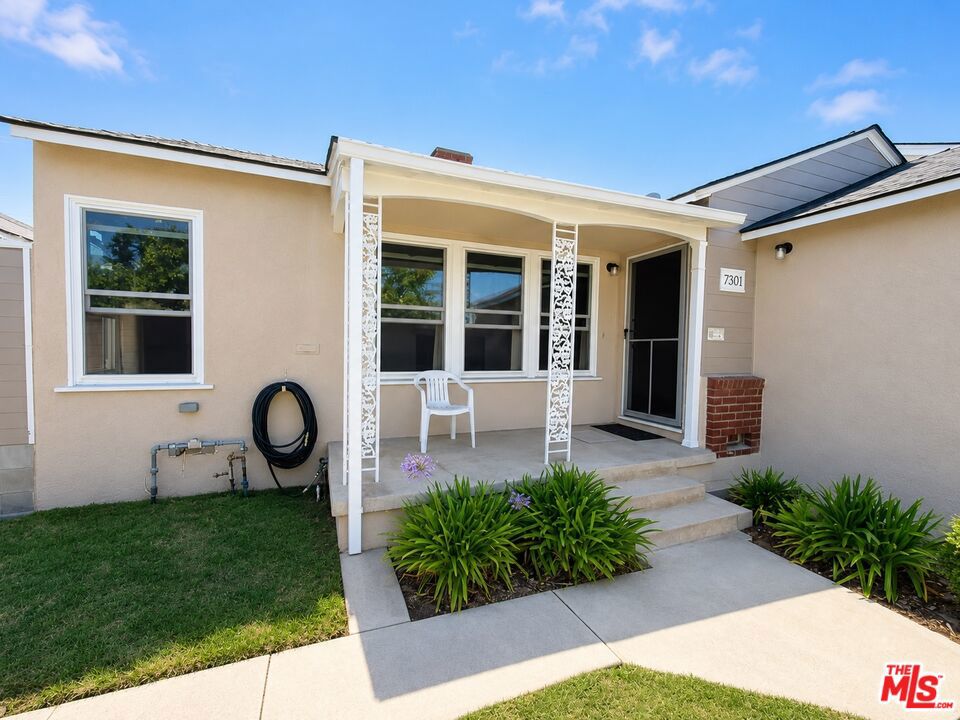 7301 Dunfield Avenue Property Photo 2
