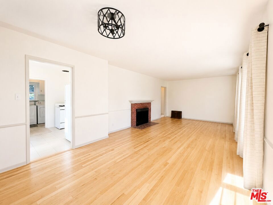 7301 Dunfield Avenue Property Photo 4