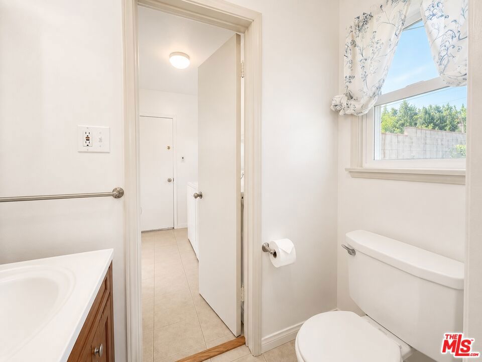 7301 Dunfield Avenue Property Photo 12