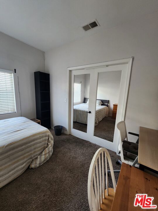 3582 S Budlong Avenue Property Photo 16