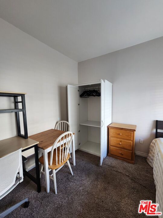 3582 S Budlong Avenue Property Photo 34