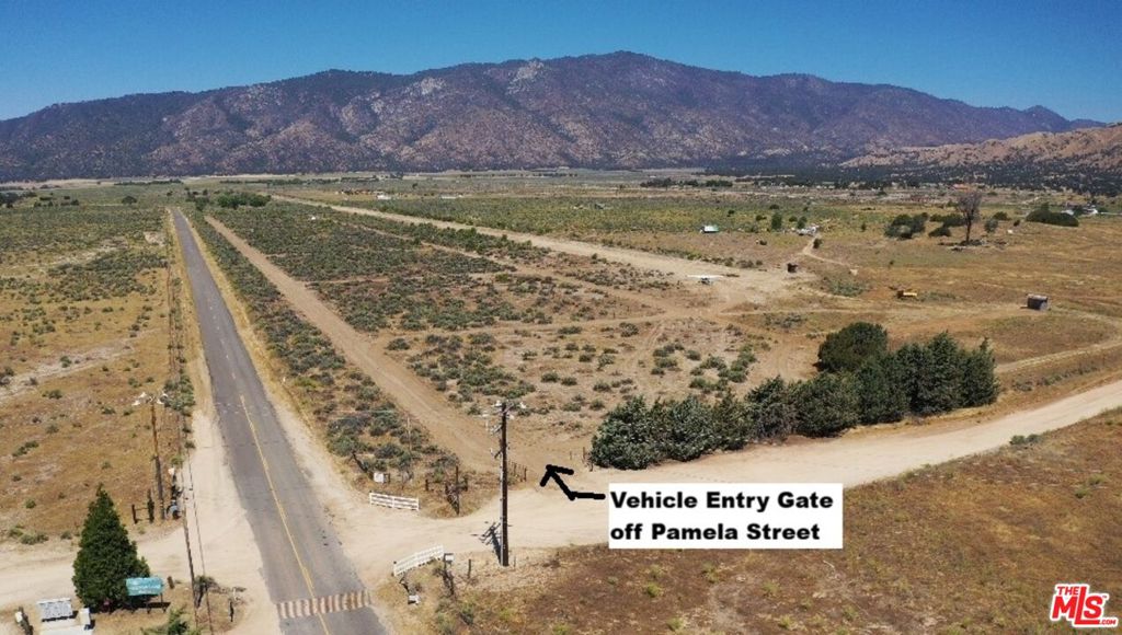 40535 Pamela Property Photo 4