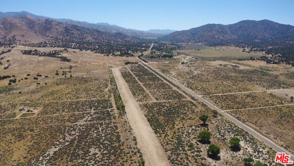 40535 Pamela Property Photo 20