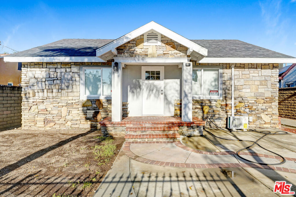 845 N Hagar Street Property Photo 1