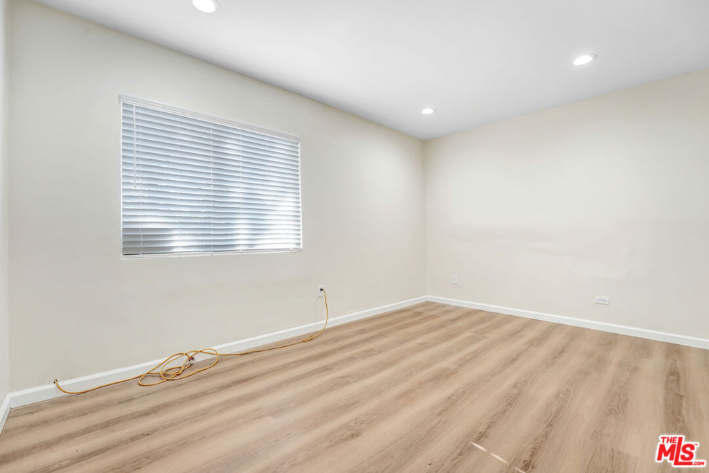845 N Hagar Street Property Photo 7