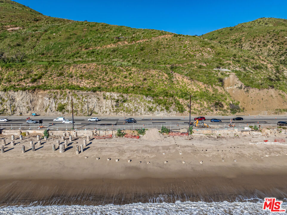 19042 Pacific Coast Highway Property Photo 6