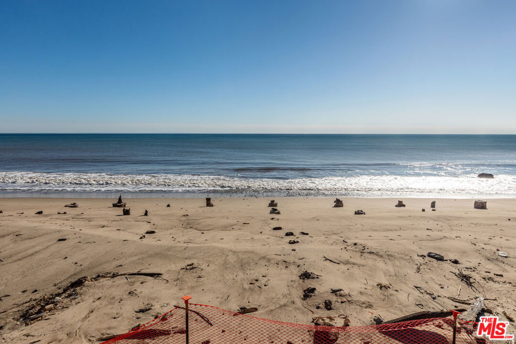 19042 Pacific Coast Highway Property Photo 9