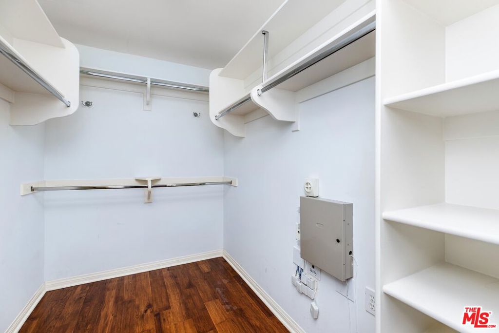 12026 Hoffman Street 302 Property Photo 20