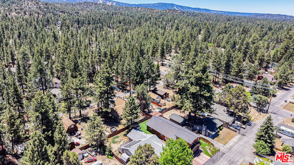 813 E Mountain View Boulevard Property Photo 24
