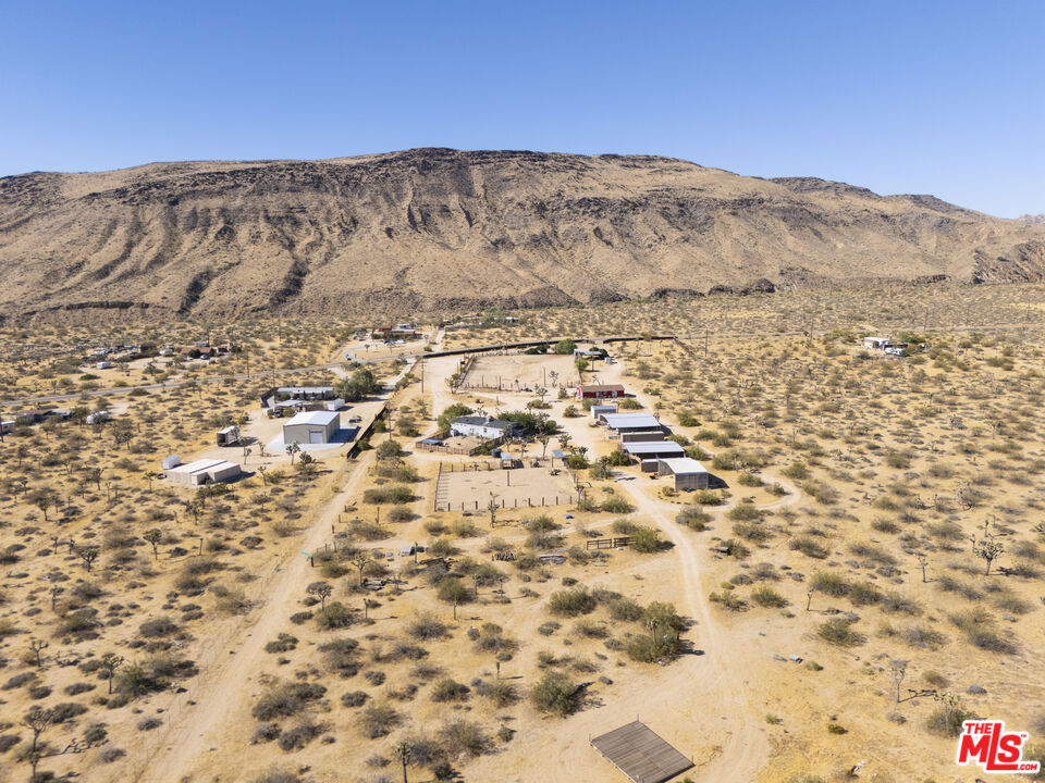 55626 Pipes Canyon Road Property Photo 37