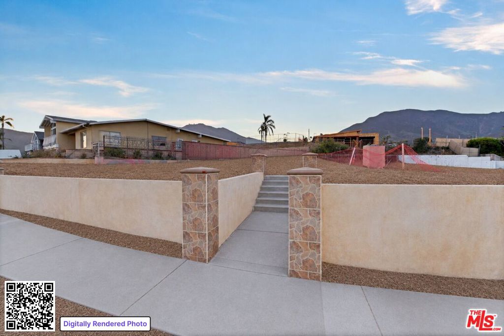 18431 Coastline Drive Property Photo 2