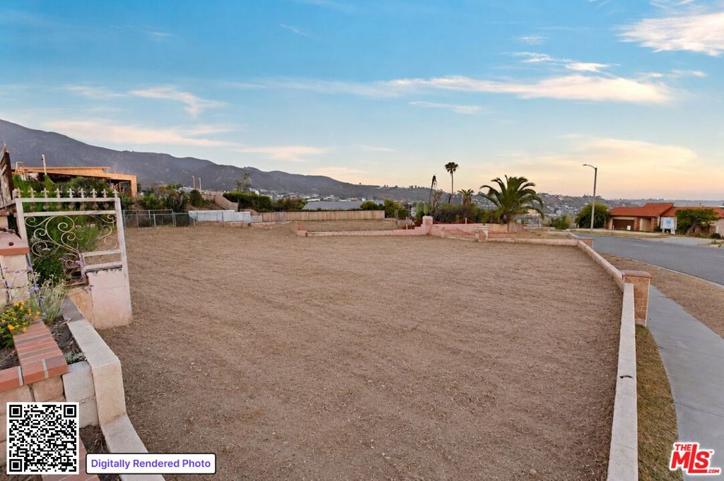 18431 Coastline Drive Property Photo 4