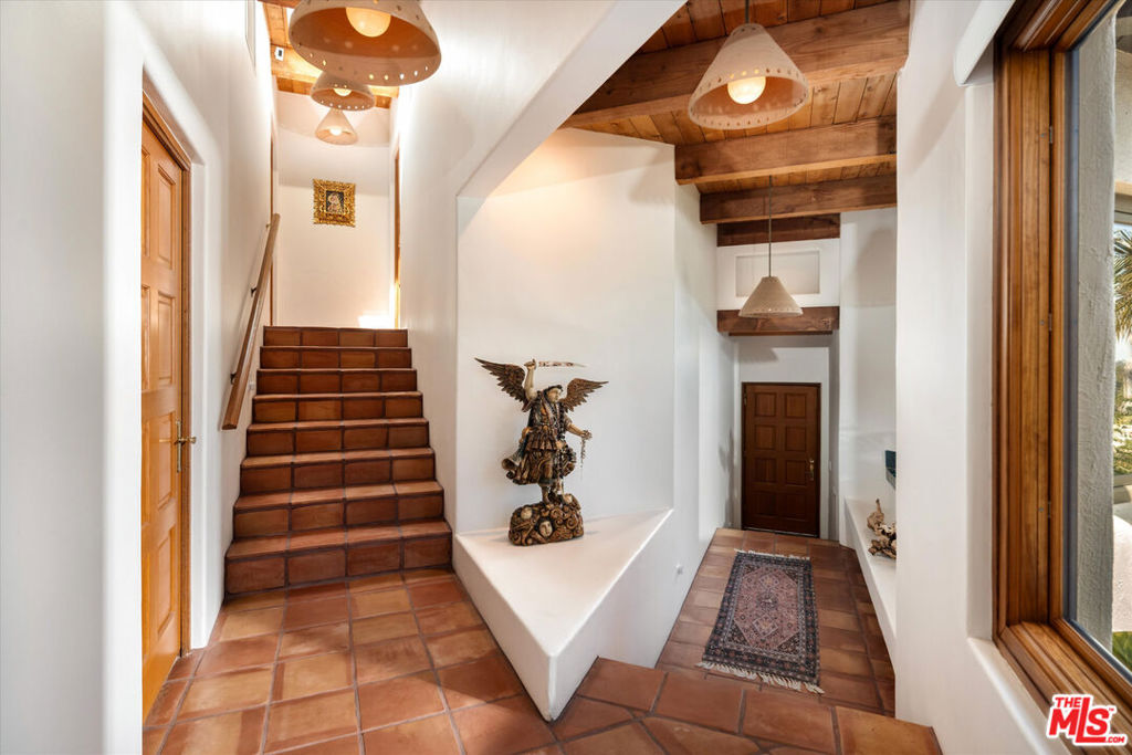 840 Toro Canyon Road Property Photo 16