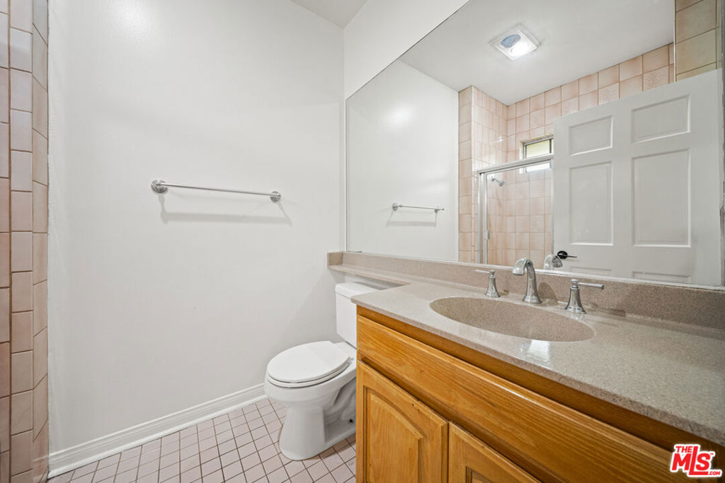 4144 Colfax Avenue Property Photo 45
