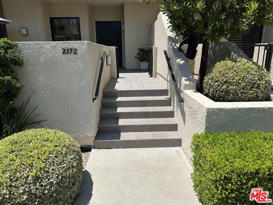 2172 Century Property Photo 2
