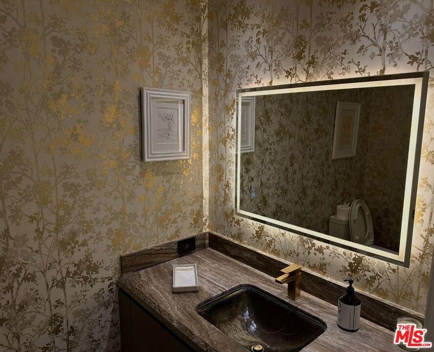 2172 Century Property Photo 18