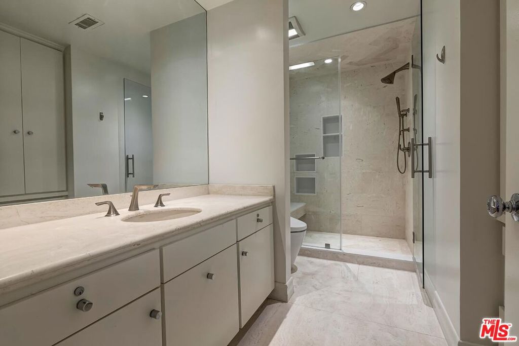 2172 Century Property Photo 32