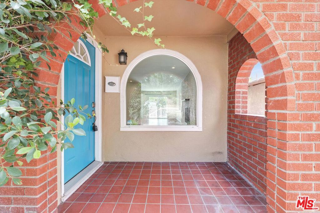 1021 Camino Real Property Photo 5