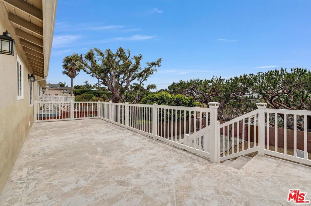 1021 Camino Real Property Photo 29