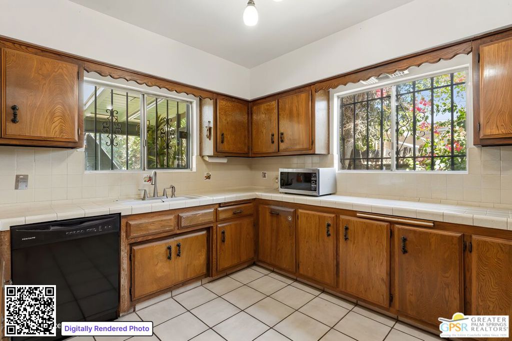 1339 E Camino Amapola Property Photo 17