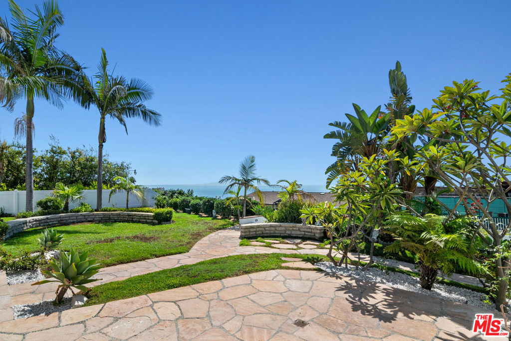 18073 Sandy Cape Drive Property Photo 1