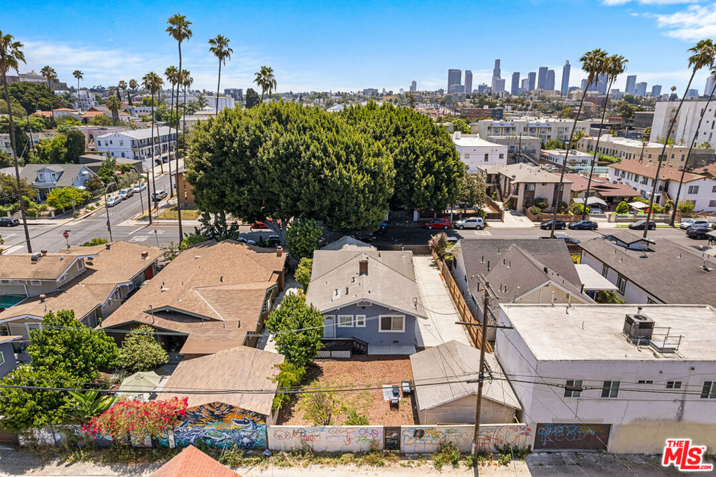 143 N Vendome Street Property Photo 3