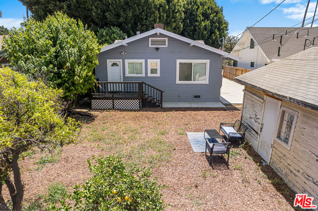 143 N Vendome Street Property Photo 22