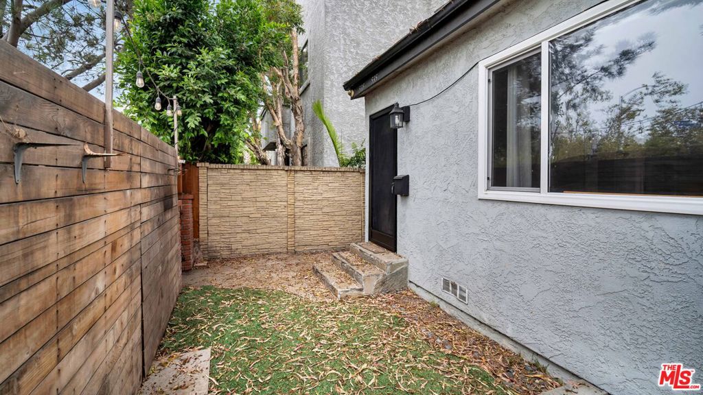 535 Venice Way Property Photo 37