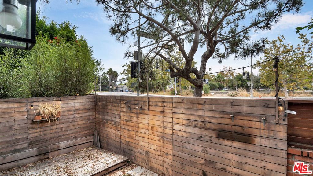 535 Venice Way Property Photo 38