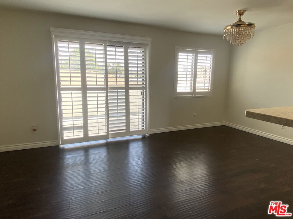 14621 S Berendo Avenue 7 Property Photo 16