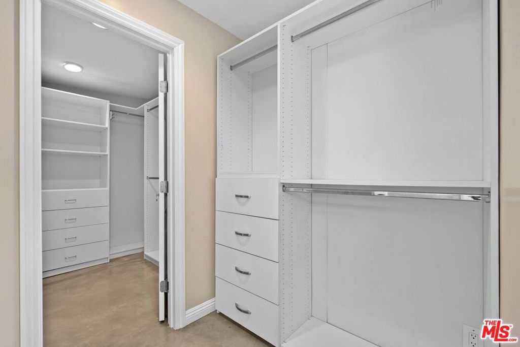 29260 Sea Lion Place Property Photo 16