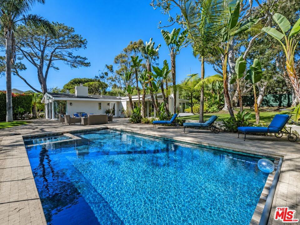 29260 Sea Lion Place Property Photo 26