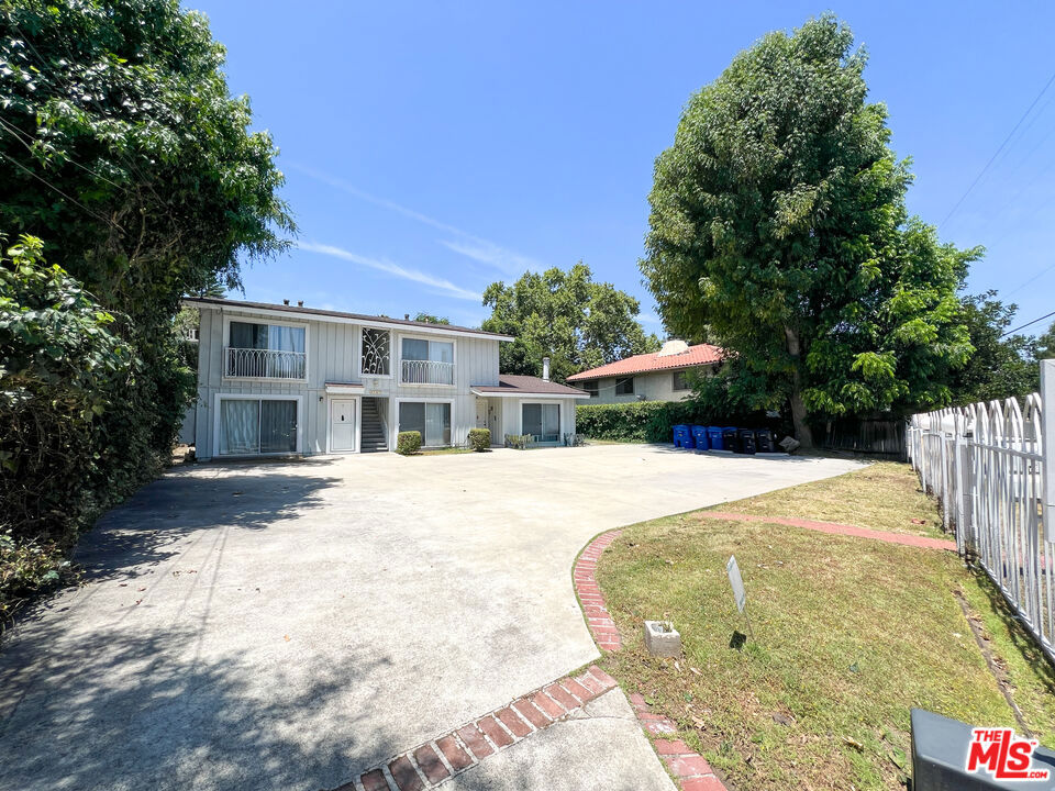 4747 Orion Avenue Property Photo 5