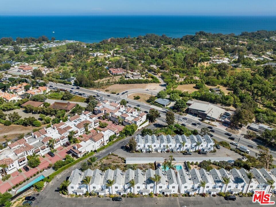 28711 Pacific Coast Highway 7 Property Photo 1