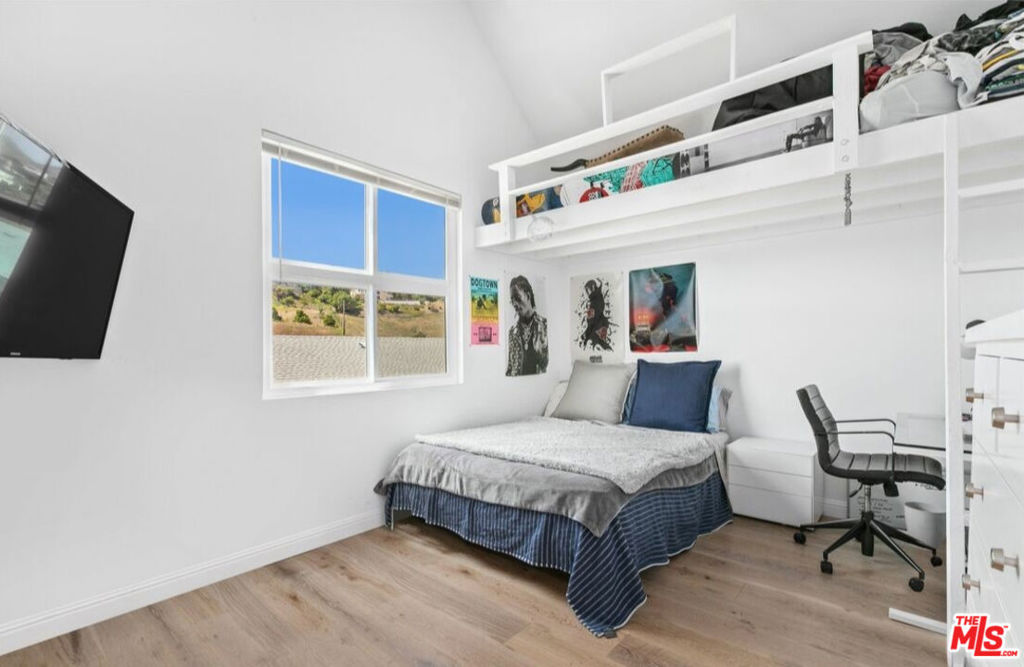 28711 Pacific Coast Highway 7 Property Photo 8