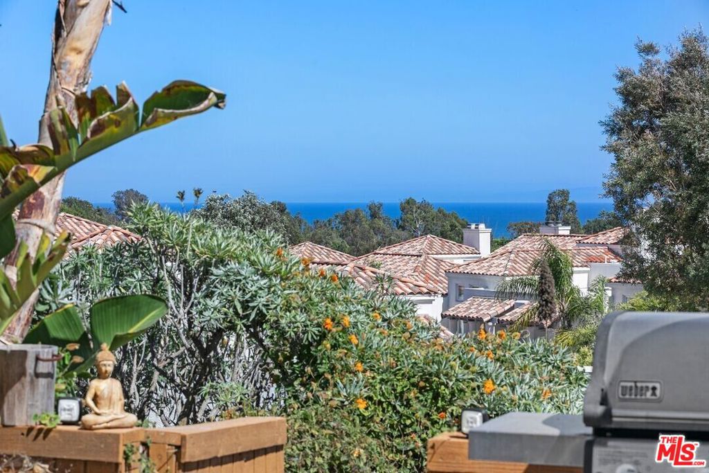 28711 Pacific Coast Highway 7 Property Photo 9