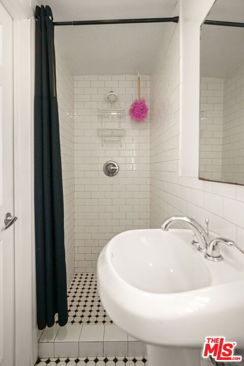 2142 Baxter Street Property Photo 21