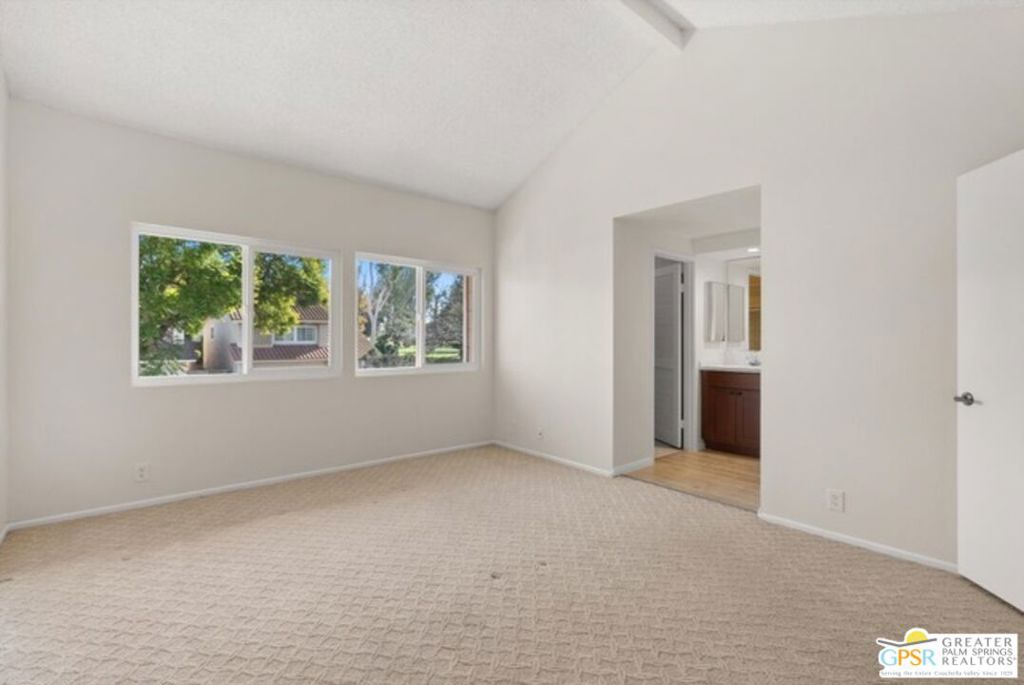 30 W Entrada Property Photo 13