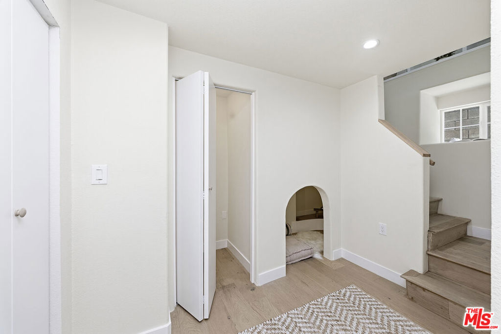 1509 N Avenue 56 Property Photo 13