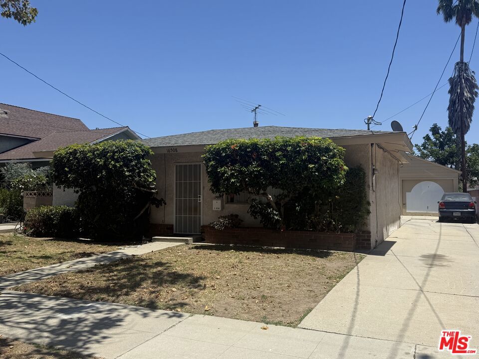 16508 Halldale Avenue Property Photo 1
