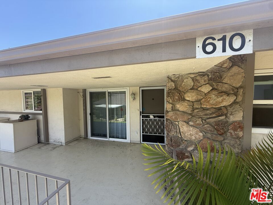 22961 Nadine Circle B Property Photo 5
