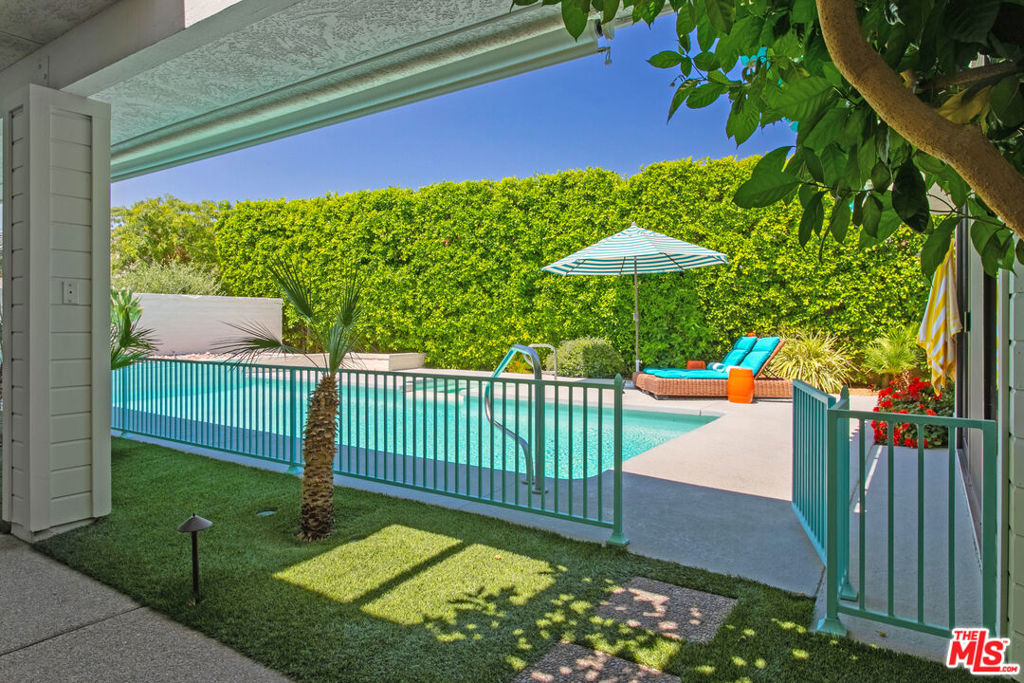 2 Sussex Court Property Photo 7