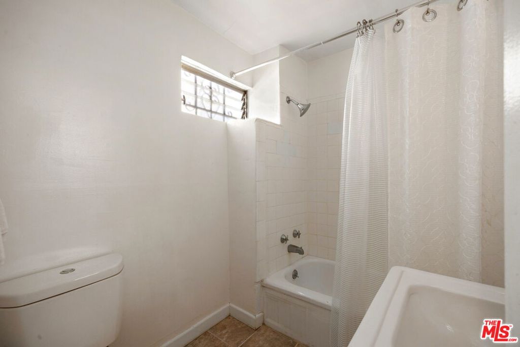 435 Raymond Avenue Property Photo 8