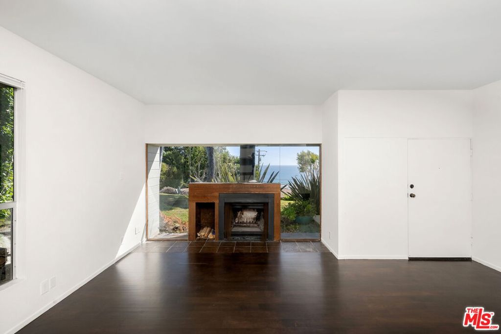 31215 Pacific Coast Highway Property Photo 2