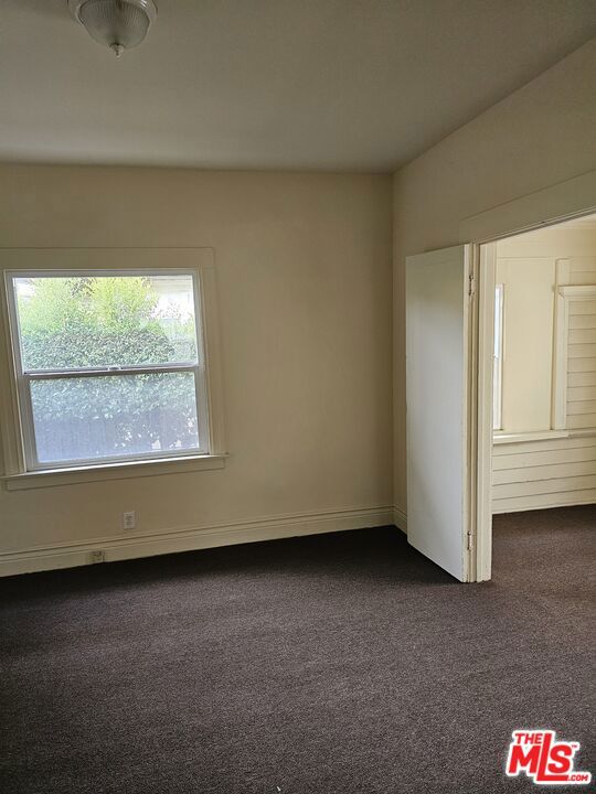2026 W 30th Street Property Photo 21