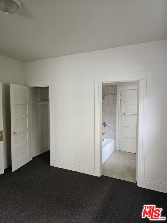 2026 W 30th Street Property Photo 23
