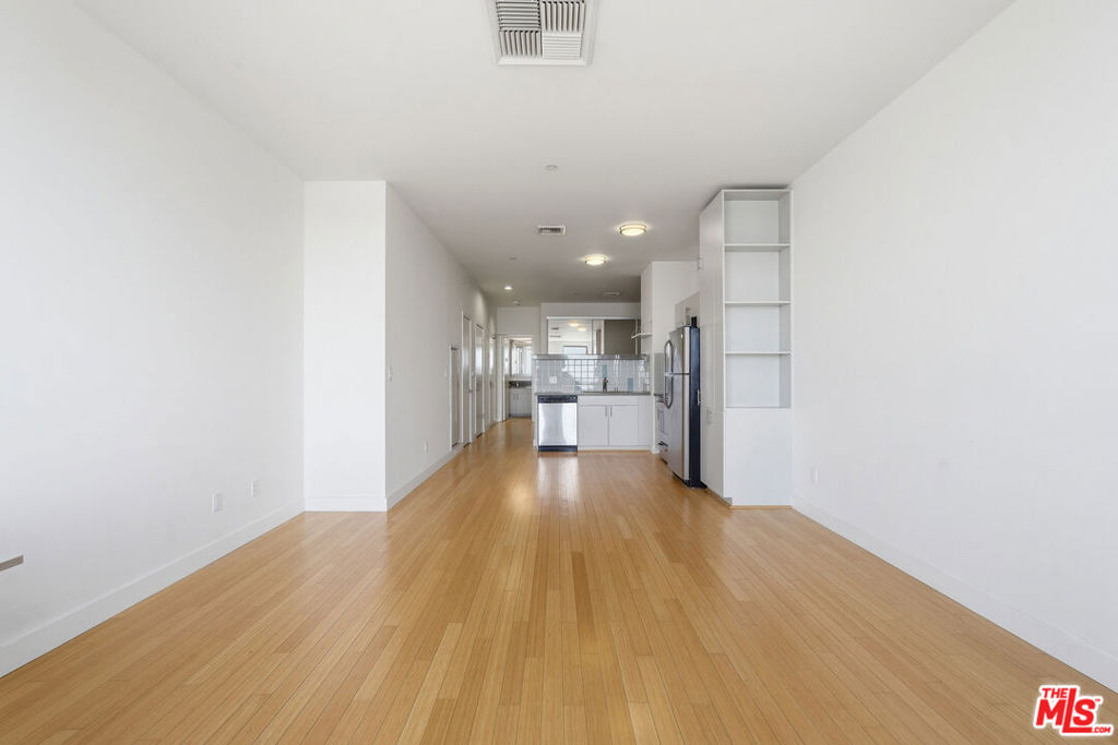 3810 Wilshire Boulevard 1609 Property Photo 4