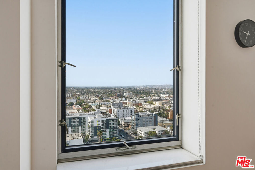 3810 Wilshire Boulevard 1609 Property Photo 5